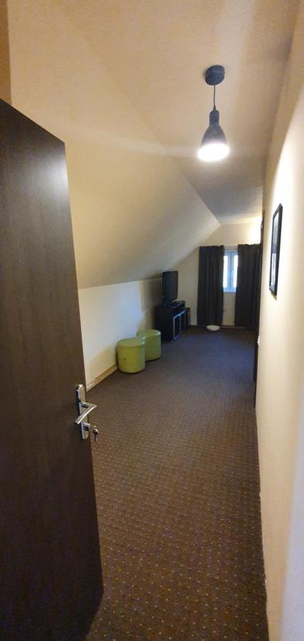 Forest Inn Izvorani Zewnętrze zdjęcie